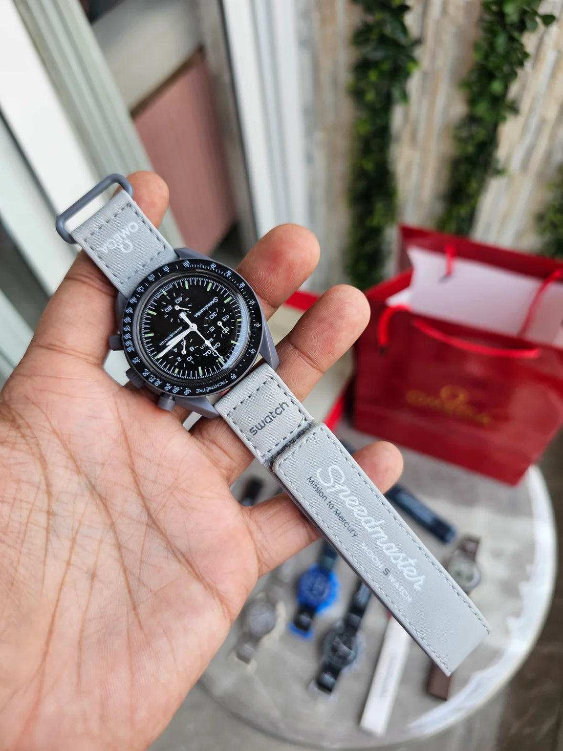 Omega Speedmaster Moonswatch Grey black