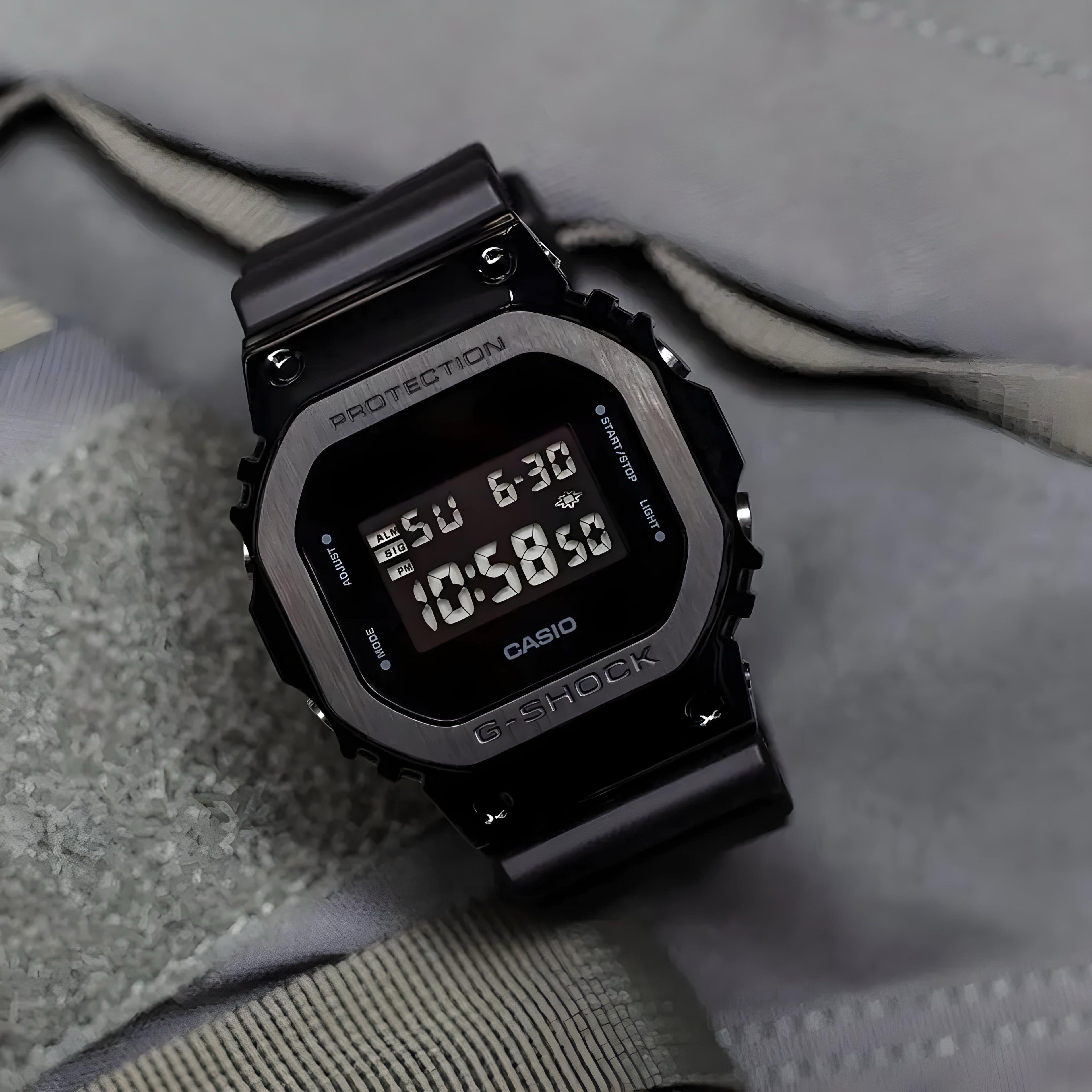 G-SHOCK 5600BB METAL BODY BLACK