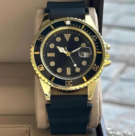Gold black dial silicon belt