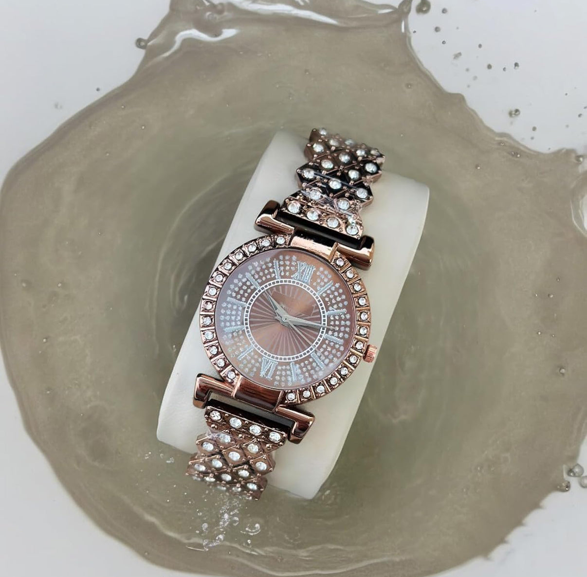Brown Colour 𝕯𝖎𝖆𝖒𝖔𝖓𝖉 dial