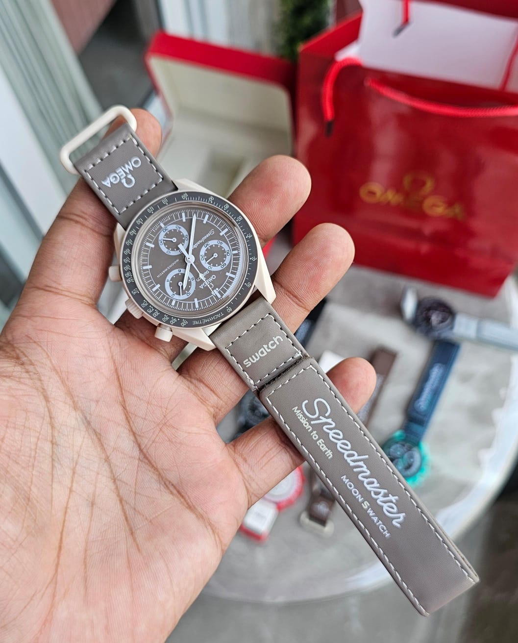 Omega Speedmaster Moonswatch grey