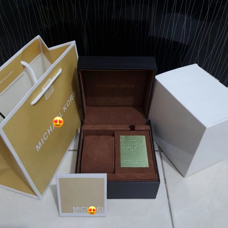 MICH*EL KO*ES OG BOX KIT WITH CARRY BAG