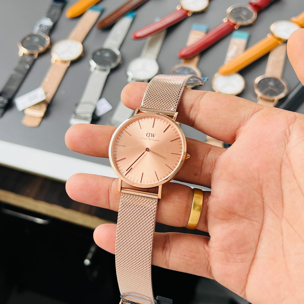 DW ROUND DIAL CLASSIC PETITE