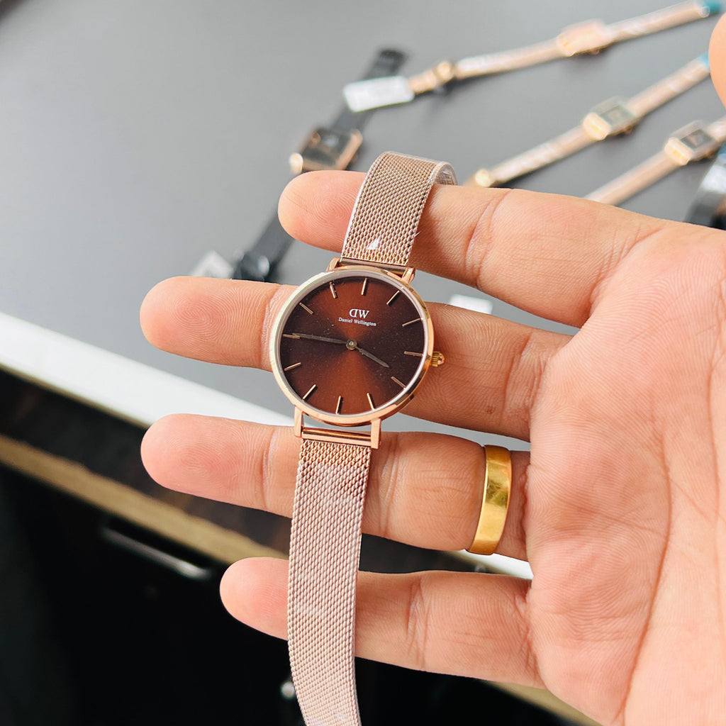 DW ROUND DIAL CLASSIC PETITE